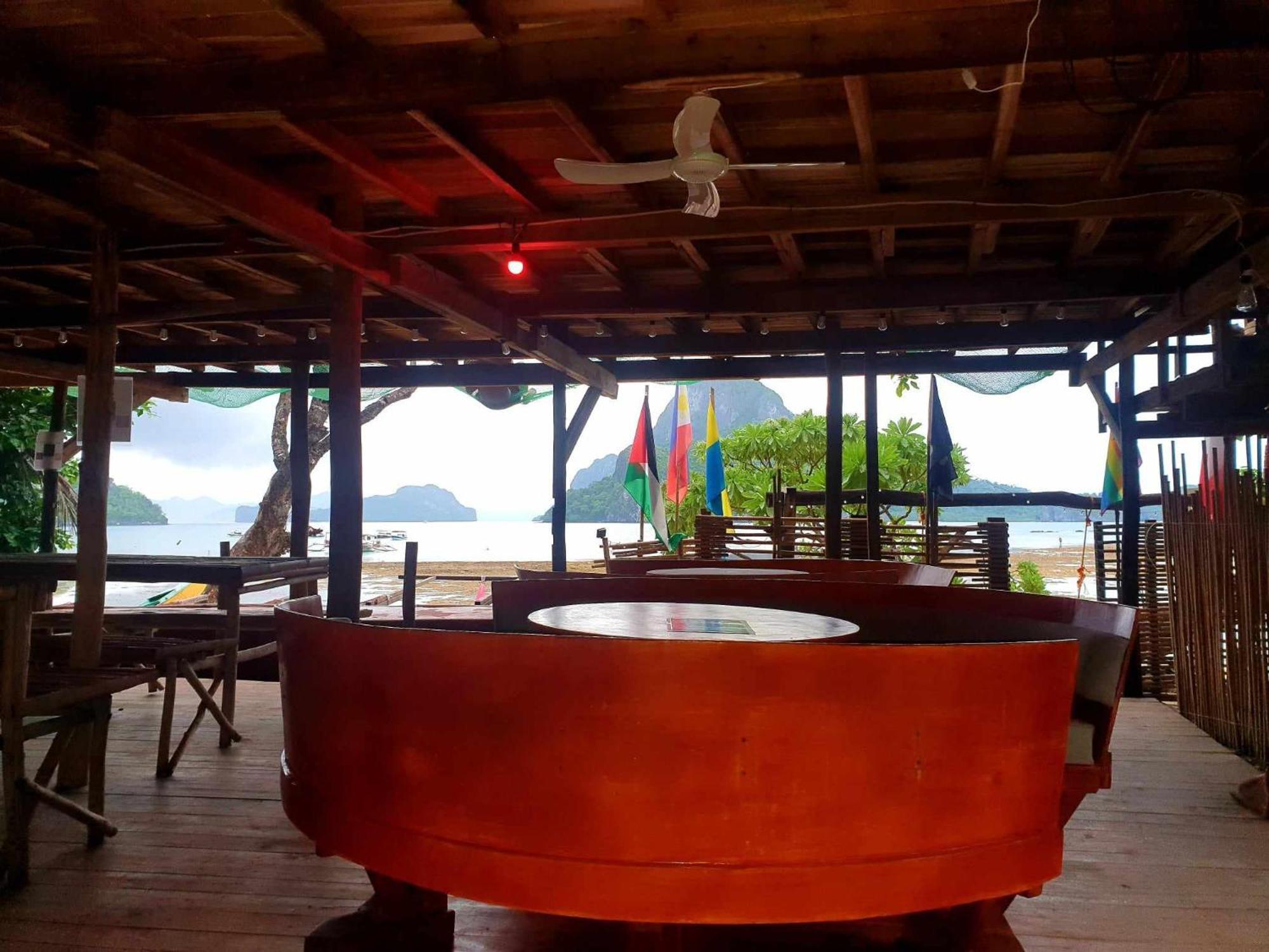 Oia Beach Hostel - El Nido Eksteriør billede
